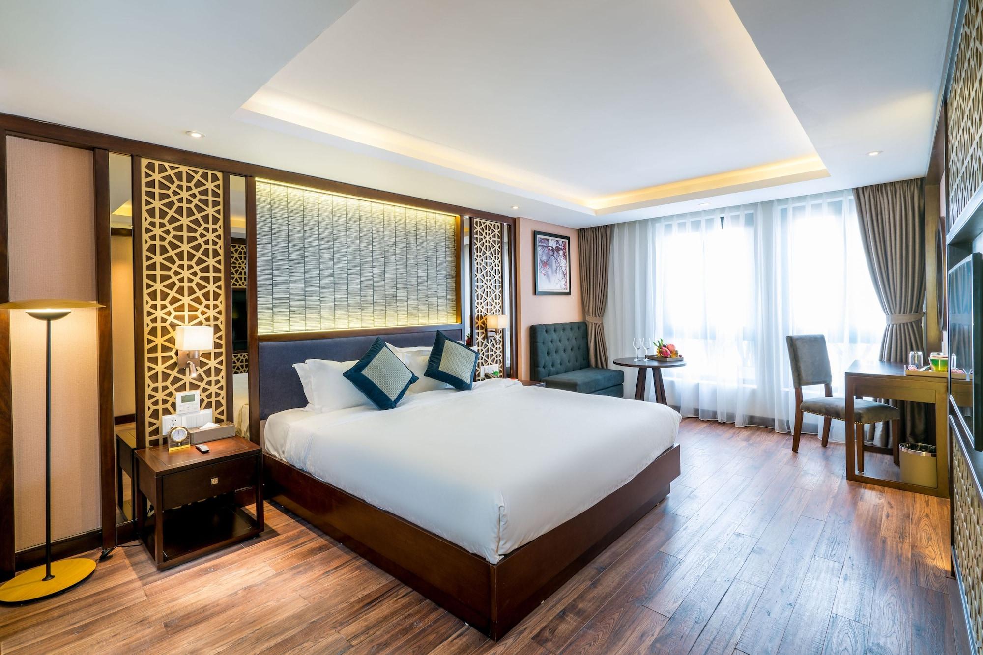 Conifer Grand Hotel Hanoi Bagian luar foto