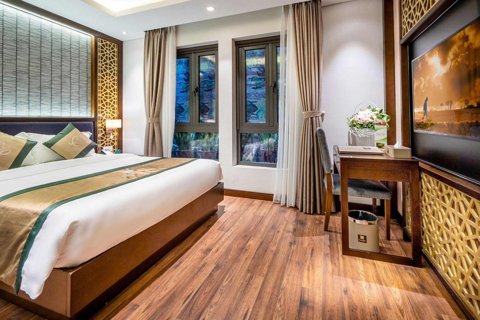 Conifer Grand Hotel Hanoi Bagian luar foto