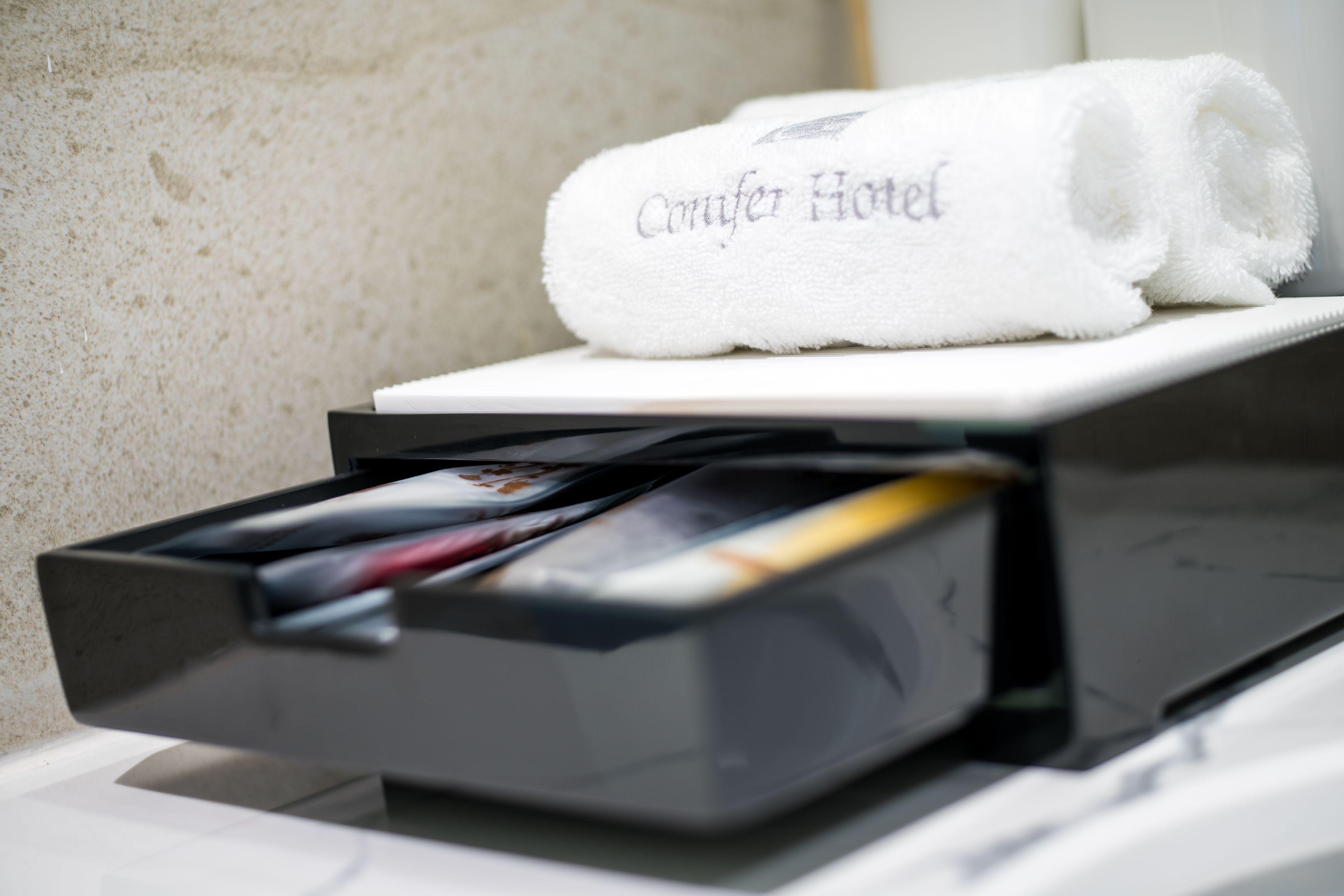 Conifer Grand Hotel Hanoi Bagian luar foto