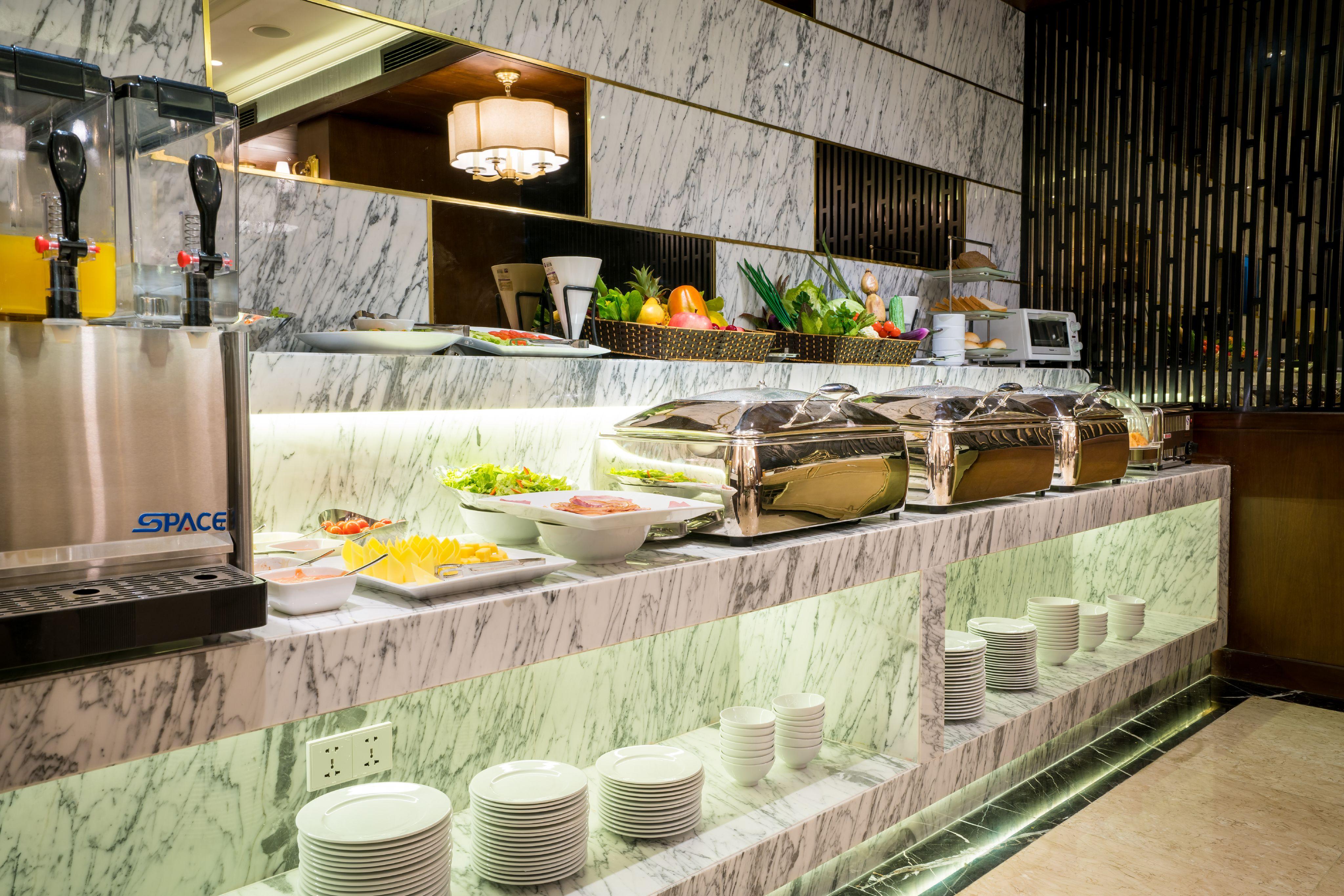 Conifer Grand Hotel Hanoi Bagian luar foto