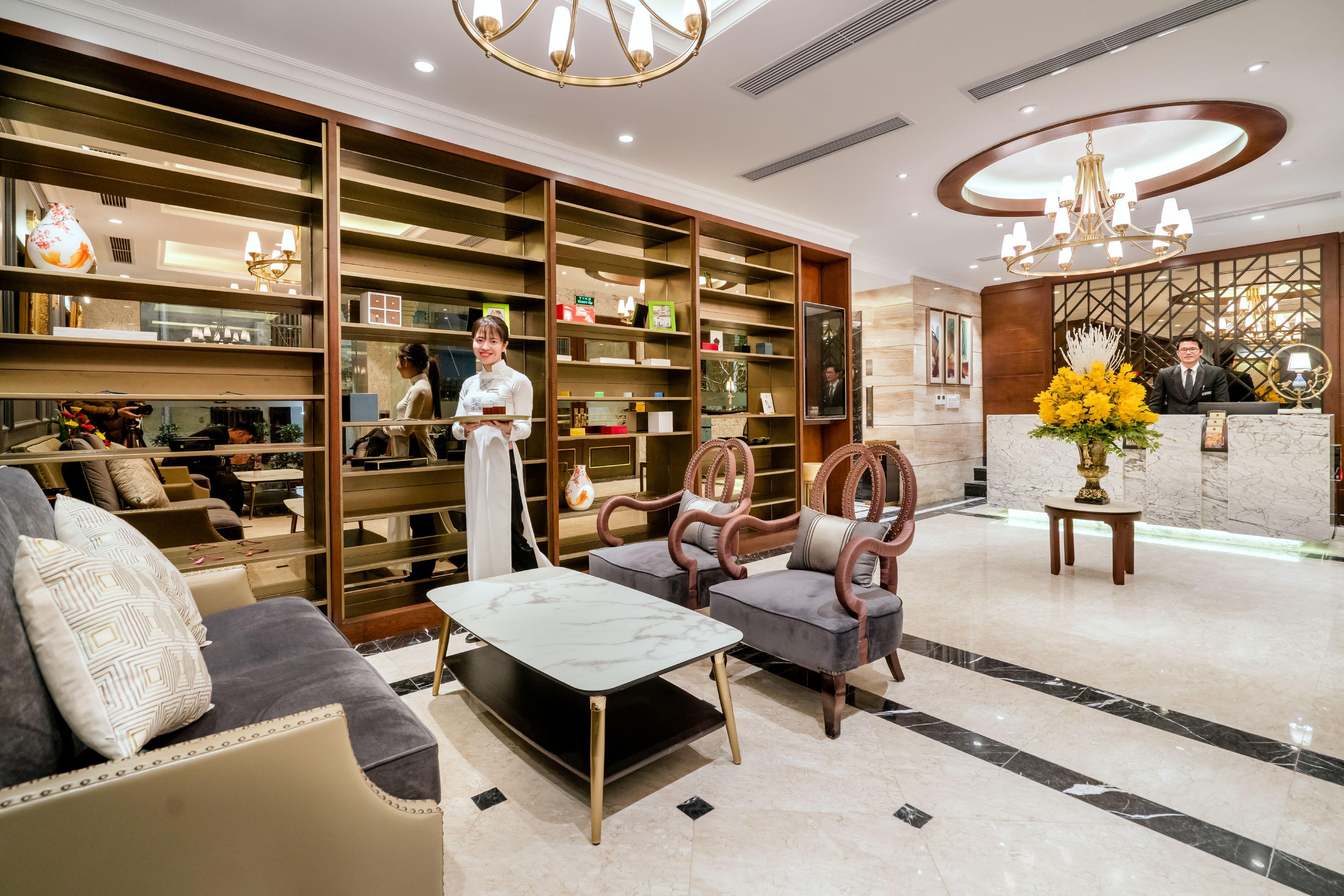 Conifer Grand Hotel Hanoi Bagian luar foto