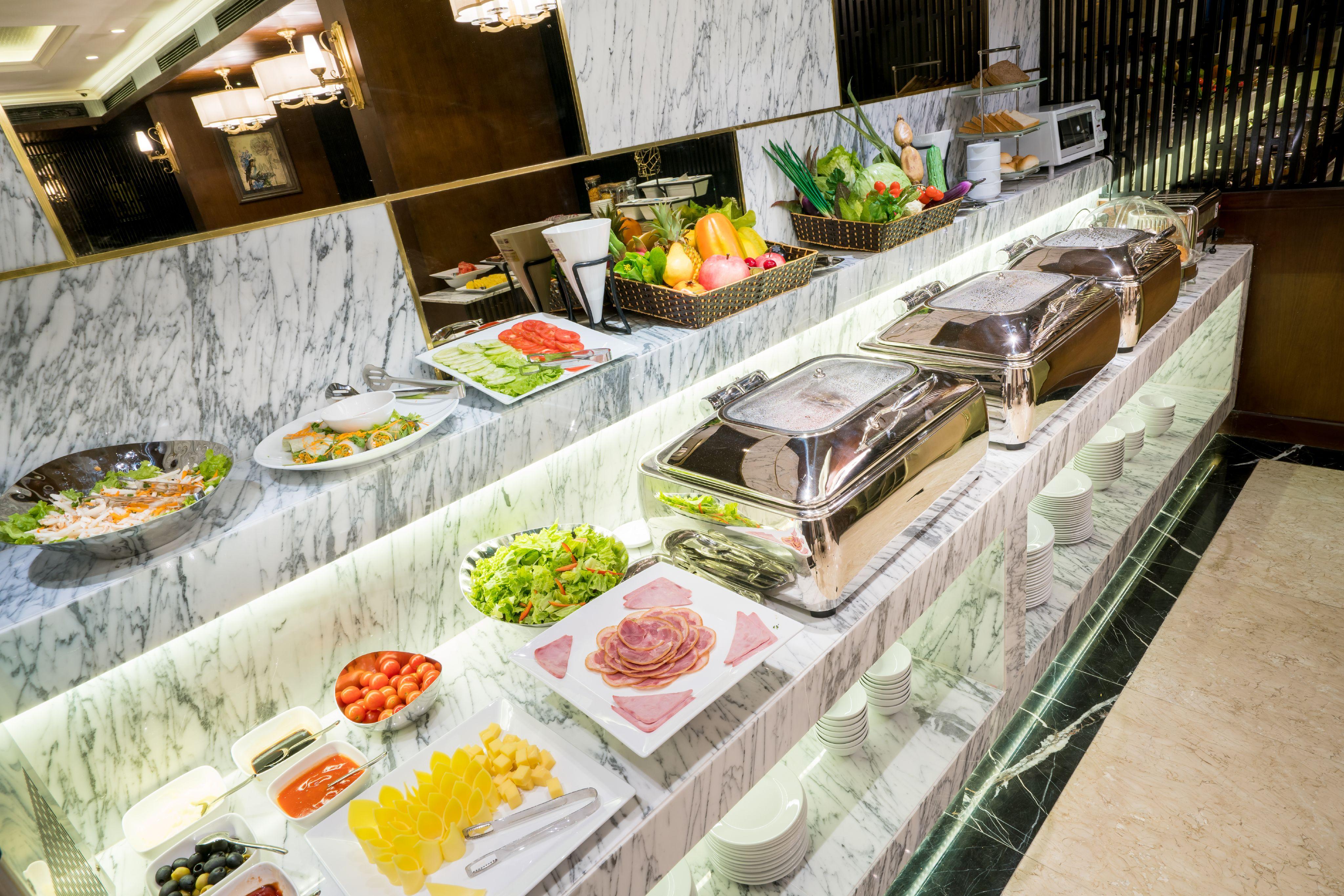 Conifer Grand Hotel Hanoi Bagian luar foto
