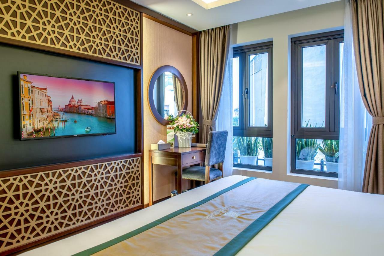 Conifer Grand Hotel Hanoi Bagian luar foto