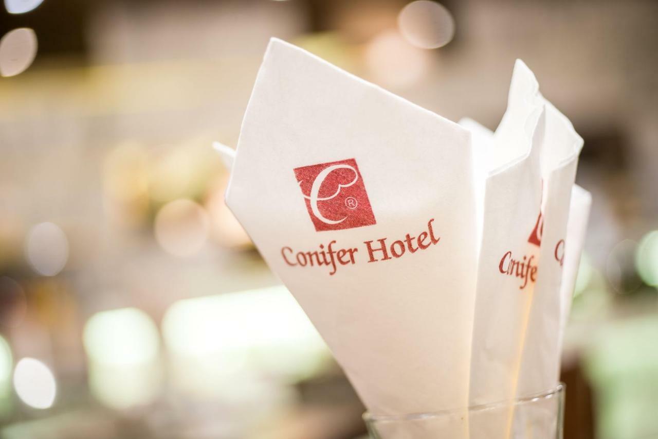 Conifer Grand Hotel Hanoi Bagian luar foto