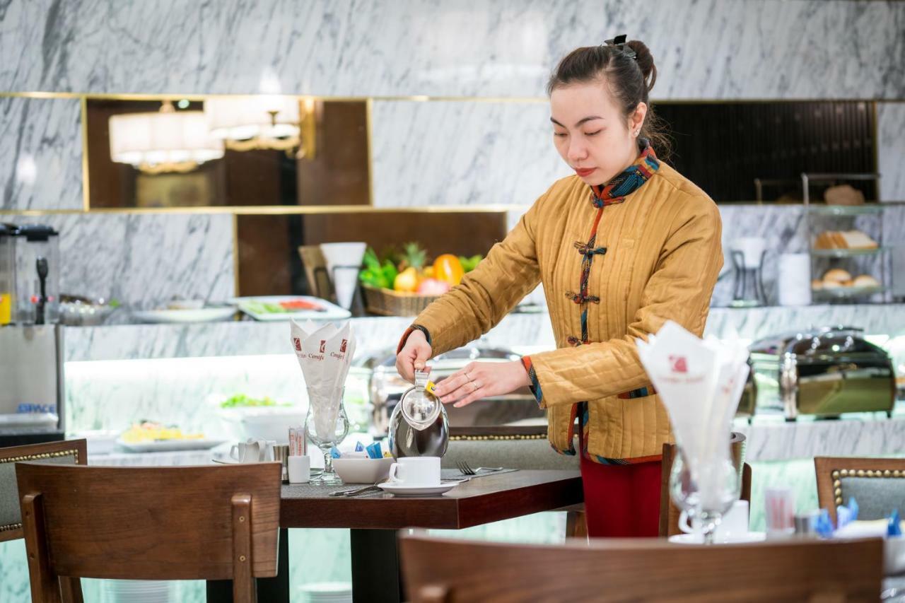 Conifer Grand Hotel Hanoi Bagian luar foto